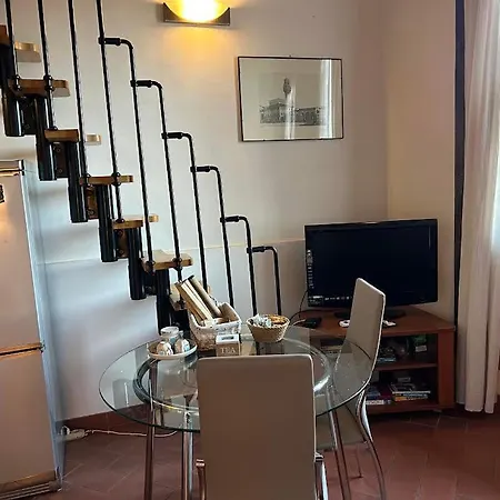 Leo's Place, Cozy Centre Apartament